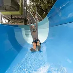キャンプ場 Zecamping 5 Club Enfant Parc Aquatique Bat Et Restaurant