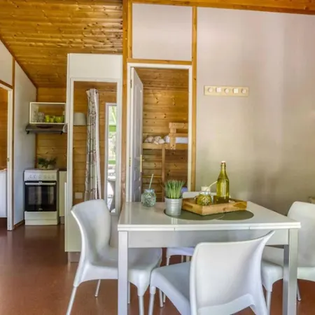 - Piscine - Ccai0bg Camping *