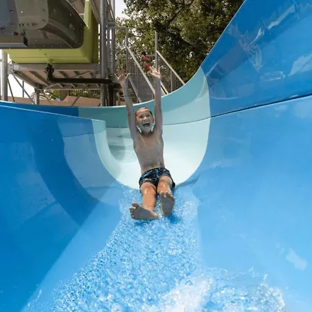 Camping - Piscine - Ccai0bg