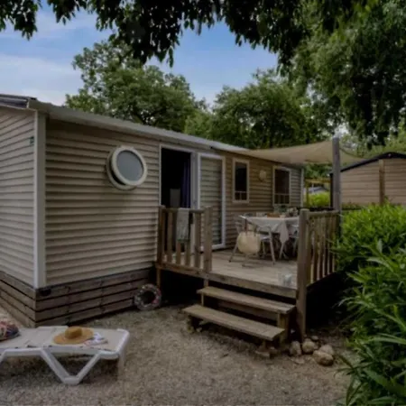 Camping Zecamping 5 étoiles Club Enfant Parc Aquatique Bat Et Restaurant 5*