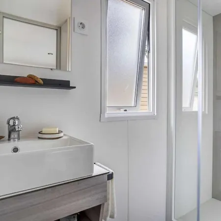 - Piscine - Ccai0bg Camping