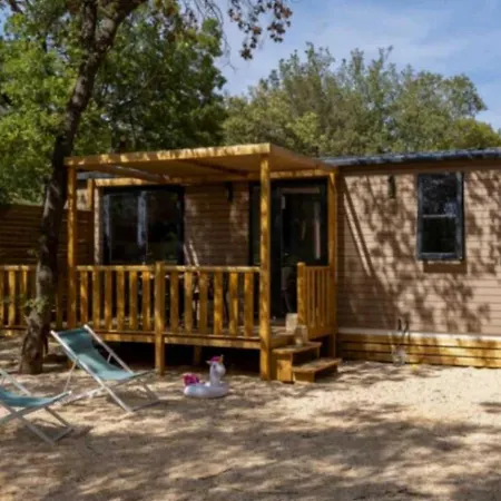 ZEcamping 5 étoiles club enfant parc aquatique bat et restaurant Camping 5*