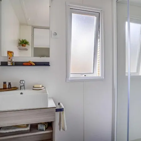 ZEcamping 5 étoiles club enfant parc aquatique bat et restaurant Camping 5*